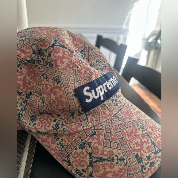 Supreme hat - Picture 5 of 5